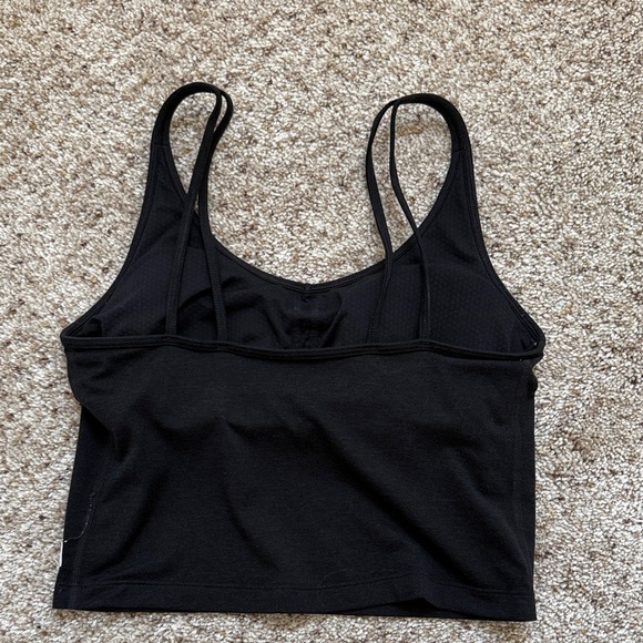 Vuori Black Heather Halo Performance Top - Picture 2 of 4